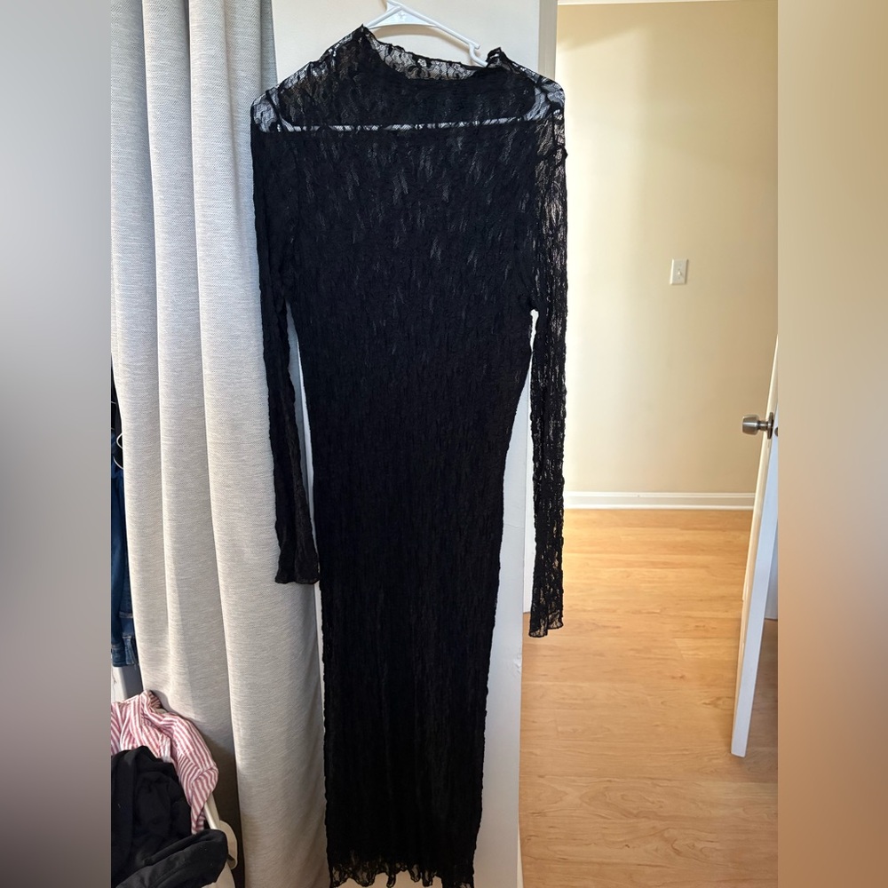 Chic Black Lace Dress by Divided